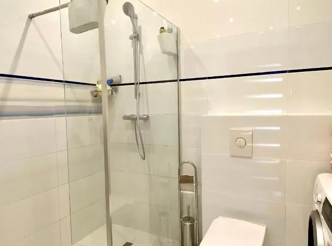 Nadmorski Dwor- 格但斯克